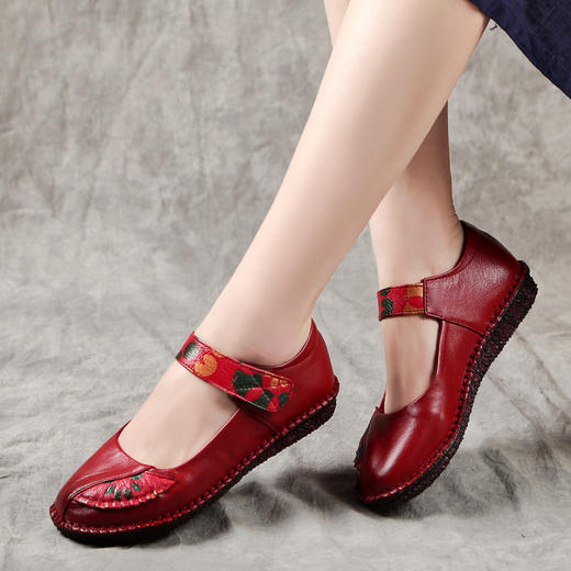 MLD-8311民族风复古一字扣单鞋 商品图1