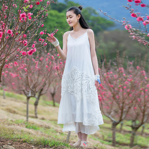 猎梦绣花连衣裙 | 夏季仙气吊带裙 | 气质女主 商品图0