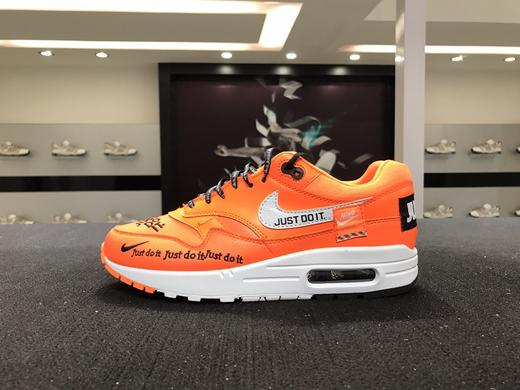 耐克男女款均有nikeairmax1justdoit917691经典复古气垫慢跑鞋