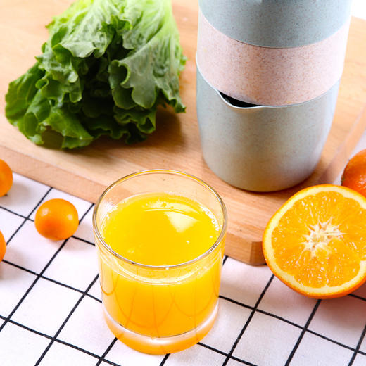【食品级pp+小麦材质，健康环保】手动榨汁机 迷你橙汁榨汁机 商品图3
