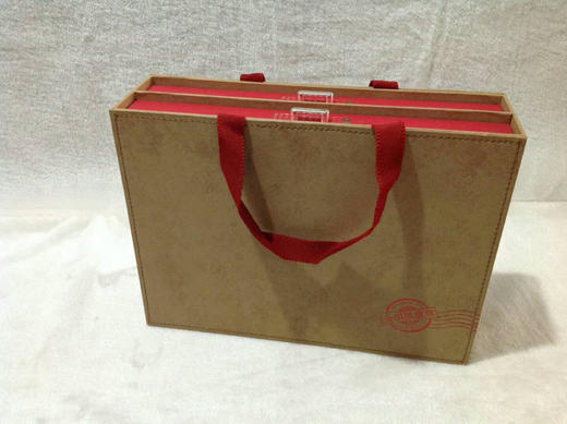 【限量版】简易装，可装半斤 一套10元，一件一件20套（本产品为包装盒） 商品图0