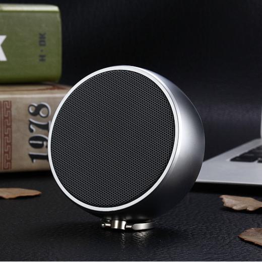 德国迷你小钢炮重低音炮便携插卡户外手机无线蓝牙小音箱防水带指环