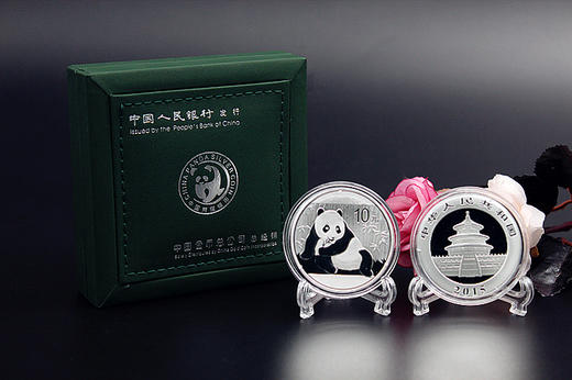 2015版1盎司熊猫银币 商品图0