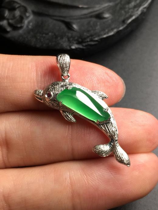【10562】翡翠冰种满绿小海豚吊坠