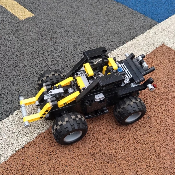 收藏级出口日本拼装遥控车不光是玩具更是乐高班科技教材usb可充电sqt