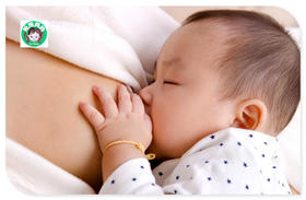 如何给新生儿快速换纸尿裤？