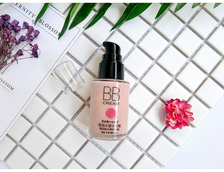 化妆品onlyyou品牌莹润水漾水粉霜bb滋润隔离遮瑕细腻美肤粉底液粉底