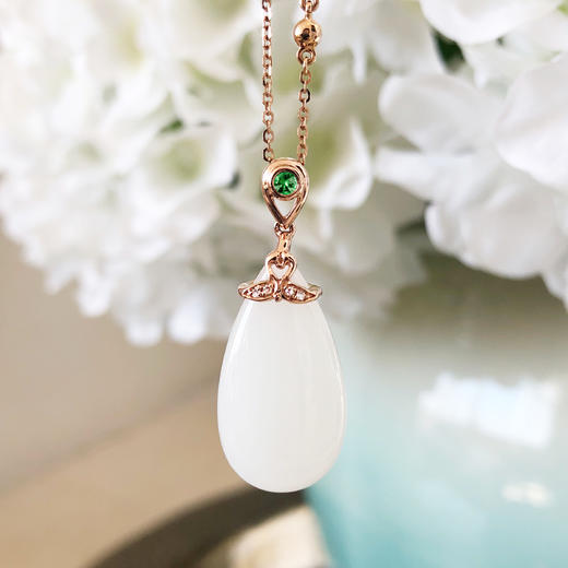 18K玫瑰金和田玉（白玉）镶钻水滴吊坠--天鹅 13*25mm 商品图1