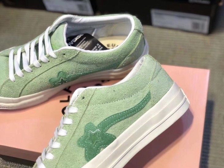 点此购买情侣款匡威golflefleurxconverseonestar小花联名纪念款