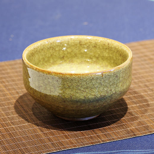 台湾洪琦轩冰裂纹大碗 商品图12