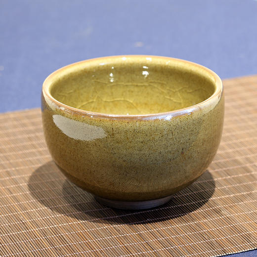 台湾洪琦轩冰裂纹大碗 商品图13