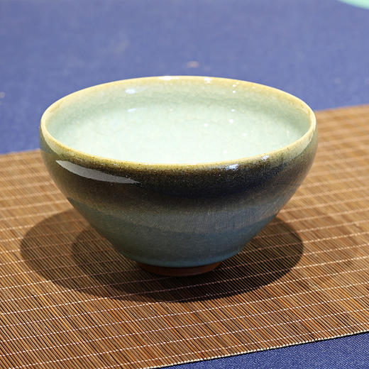 台湾洪琦轩冰裂纹大碗 商品图10