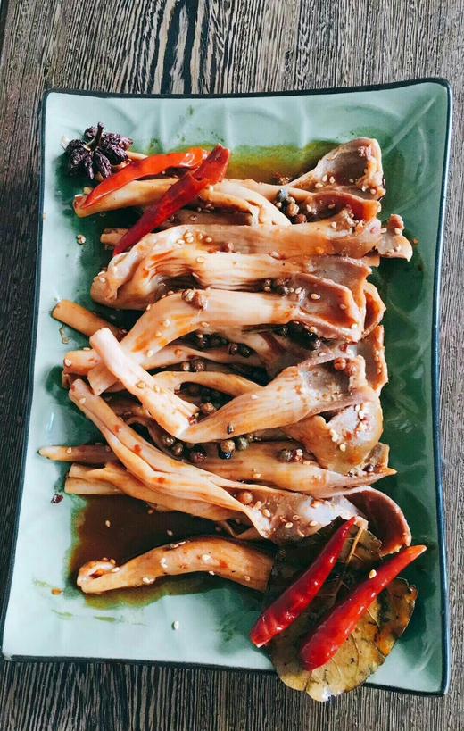 蓝湾香辣鸭食管