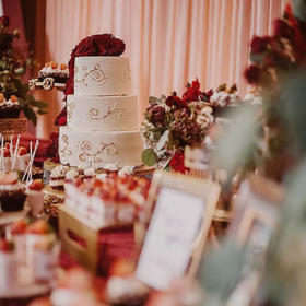 传统中式甜品桌