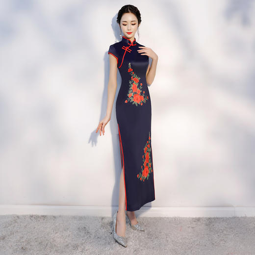 2018新款日常优雅丝绸走秀演出短袖立领旗袍礼服