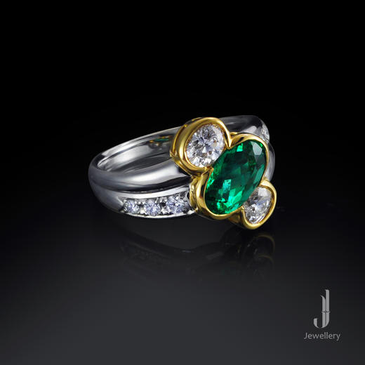 J珠宝 18K金 铂金 钻石 祖母绿戒指 商品图1