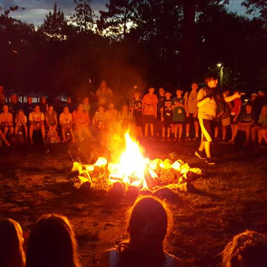 【上海周边】住房车、帆船、马术、击剑、架子鼓、英语戏剧课等60项活动！超值蓝湖双语夏令营！7岁起报 商品图1