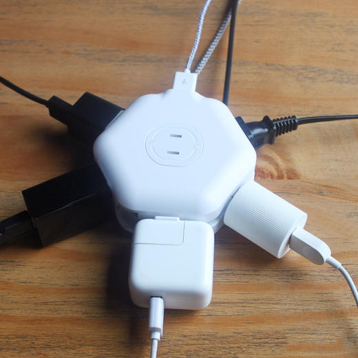 蜂巢插座 USB智能充电器【D】 商品图0