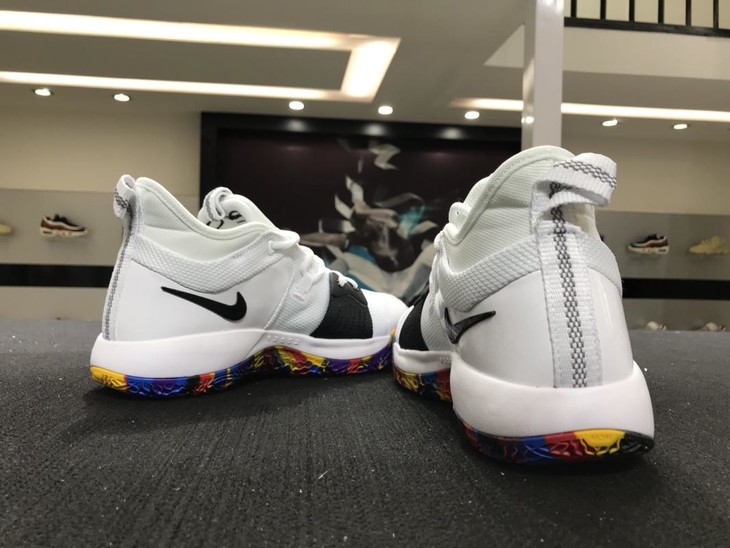 耐克nikepg2ncaa彩虹底实战篮球鞋aj5164100