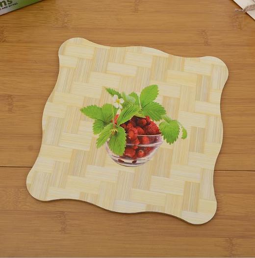 【居家日用】*木制杯垫餐垫 19.5*19.5cm木质隔热垫碗垫 商品图0