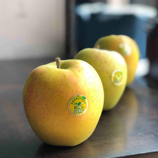 日本青森王林苹果  |    果子碧绿清新 果肉紧实清脆  甜中略带点酸！ 商品图0