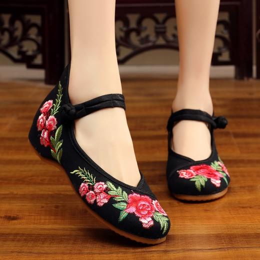 LN 七连花内增高民族风百搭休闲绣花鞋 商品图2