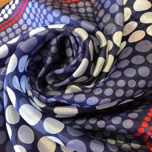 桑蚕丝小方巾（出口法国老佛爷百货） 商品图6