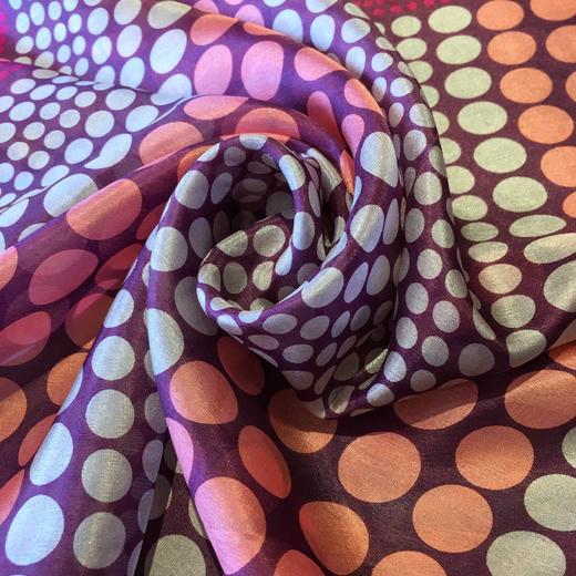 桑蚕丝小方巾（出口法国老佛爷百货） 商品图2