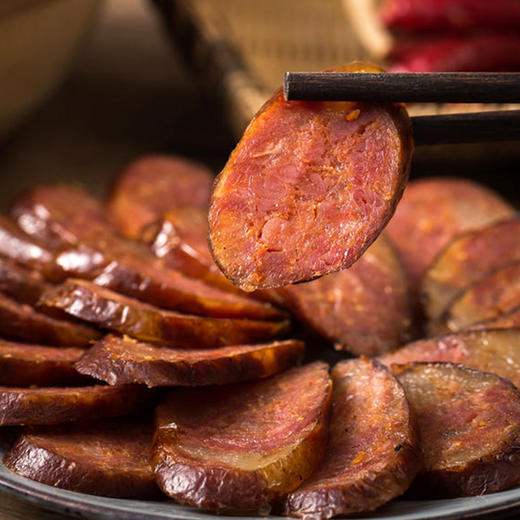 马边烟熏腊肠尝一口彝族的地道川味包邮