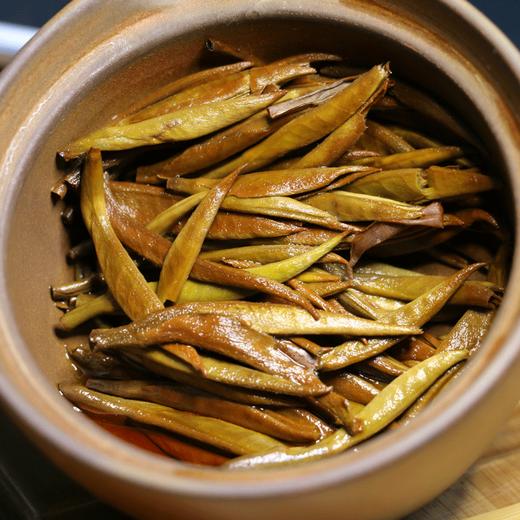 临沧凤庆 大金针 特级滇红茶 商品图3