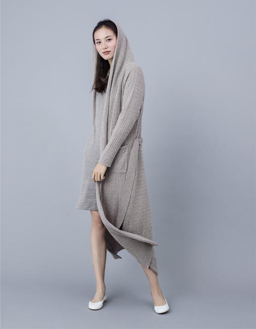 带帽绞花长大衣 商品图2