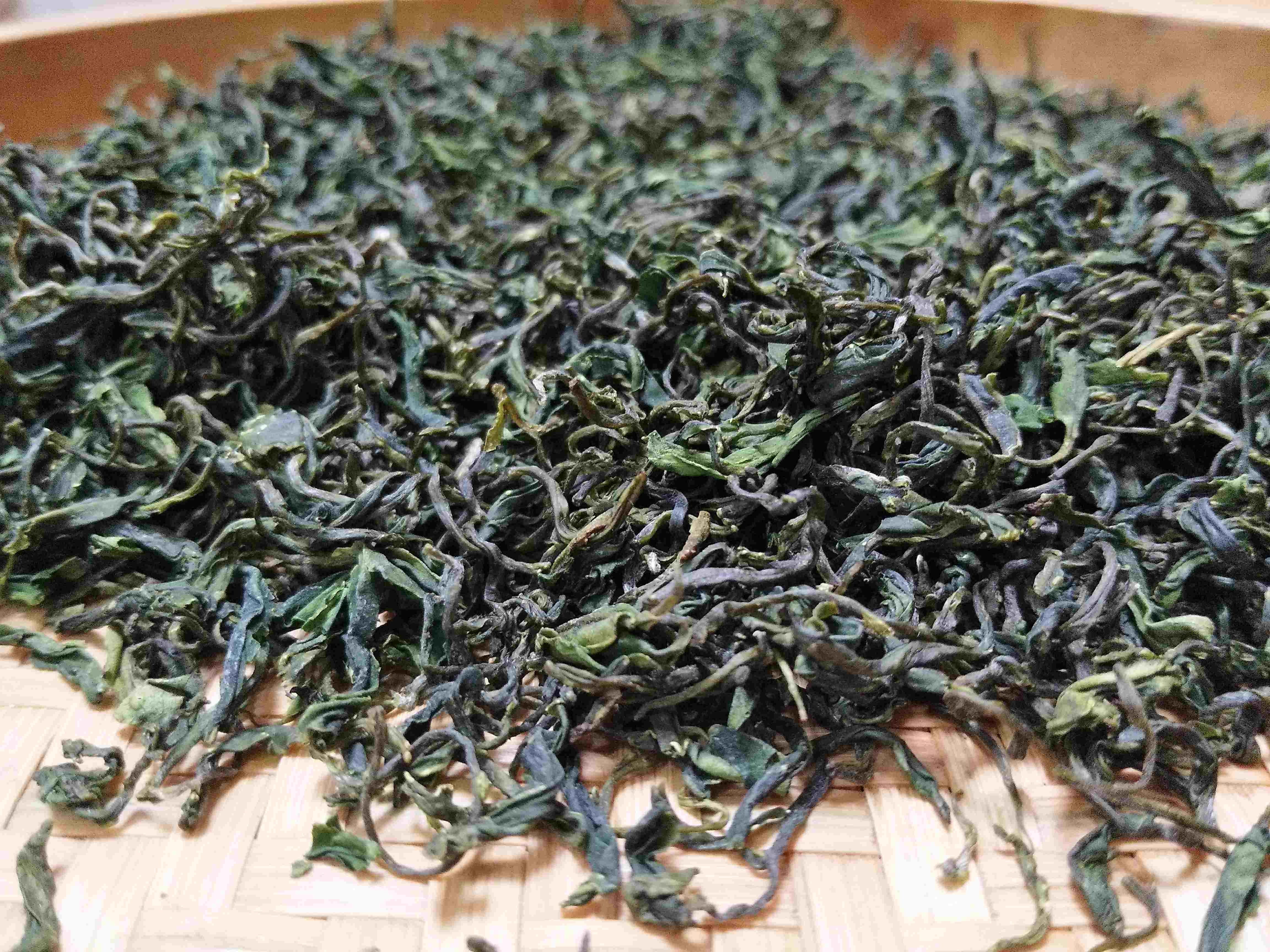 新茶高山绿茶，母亲节活动价：99元／500克（限量100罐）（散装茶）