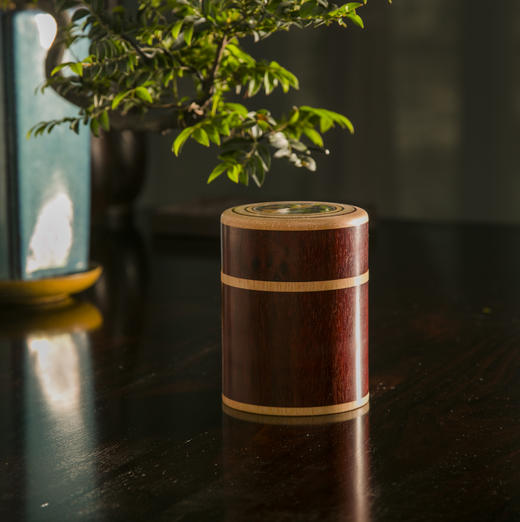 「小叶紫檀」 镶嵌玳瑁茶叶罐 商品图0