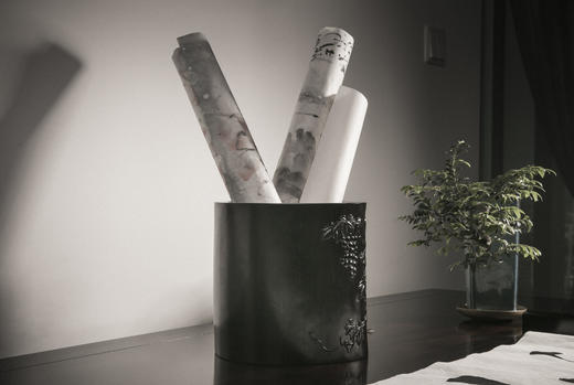 「小叶紫檀」丝翎檀雕多子多福笔筒 商品图0