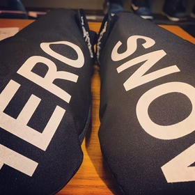 【新品预售】SNOWHERO冬季滑雪手套