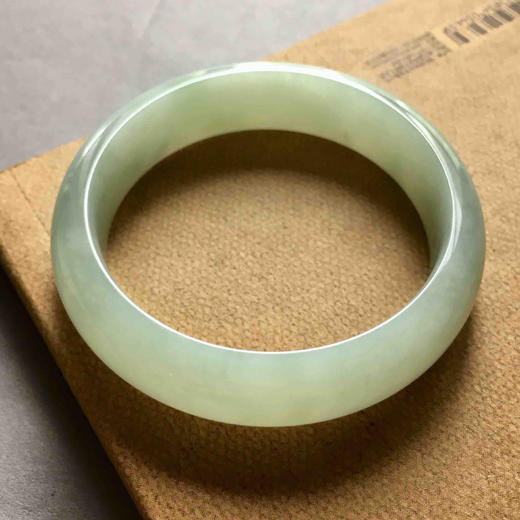 糯种淡晴水翡翠手镯（5）56 商品图2