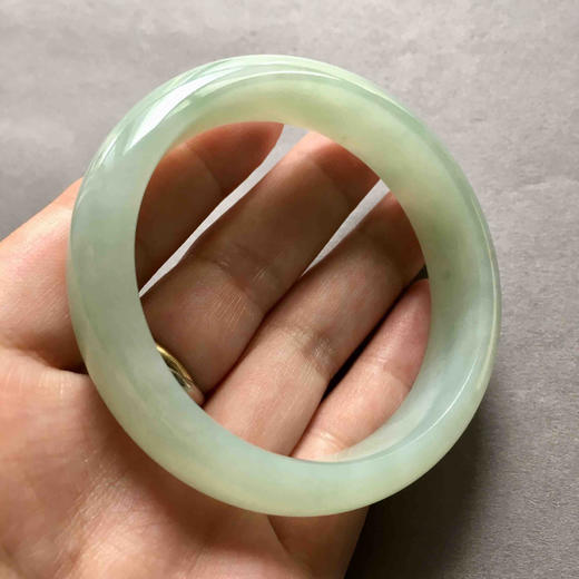 糯种淡晴水翡翠手镯（5）56 商品图6