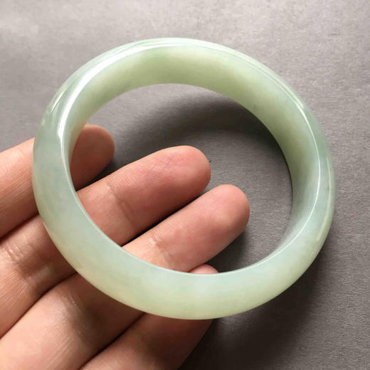 糯种淡晴水翡翠手镯（5）56 商品图5