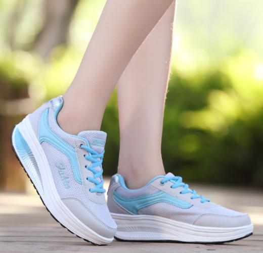 【户外运动】摇摇鞋女网面透气运动鞋女韩版跑步鞋子女春秋季透气厚底休闲鞋女 商品图1