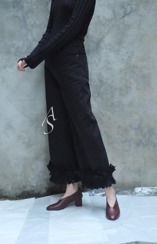 Xuzhi  黑色绳结边牛仔裤 商品图1