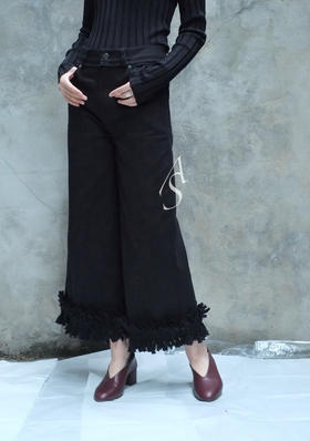 Xuzhi  黑色绳结边牛仔裤