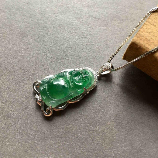 冰种阳绿翡翠站佛18k白金钻石镶嵌 商品图0