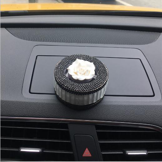 【香水】*巴姆士汽车香水香膏固体 山茶花镶钻香水座蒙香膏汽车装饰用品 商品图2