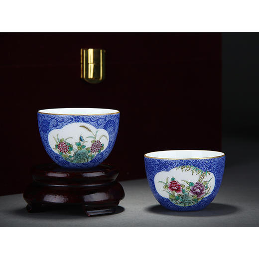 蓝地扒花粉彩开光花卉小罗汉杯5头茶具 商品图1