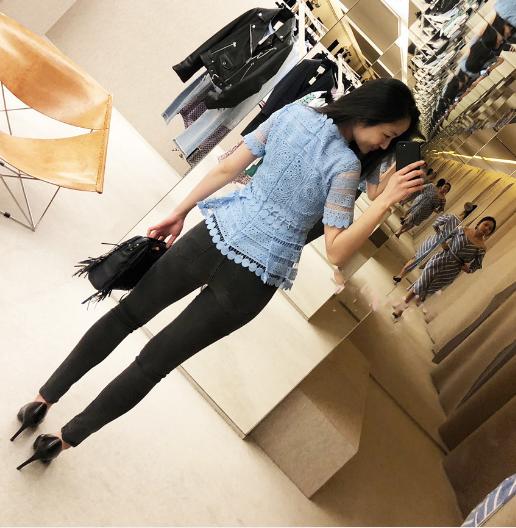 【服饰】m短袖重工蕾丝镂空上衣T恤女LOSERAY 商品图3