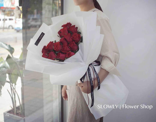 白天鹅红玫瑰系列花束 商品图10
