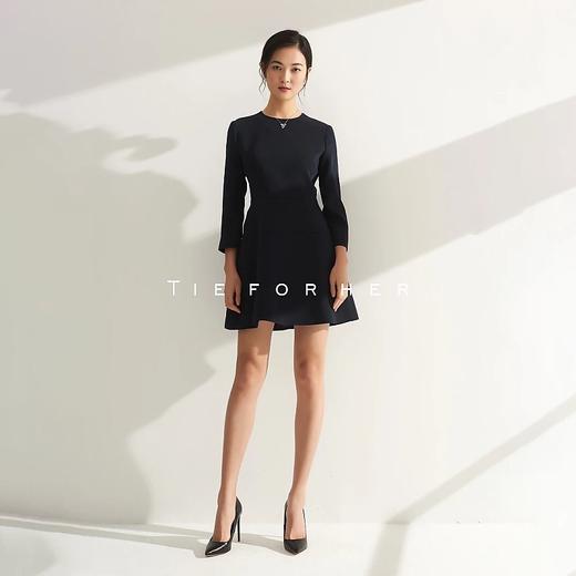 TL013黑/TL012白  拼接束腰款连衣裙 商品图3