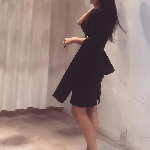 Atelier Miss Lu / Theresa-黑色超长水袖连身裙 商品图1