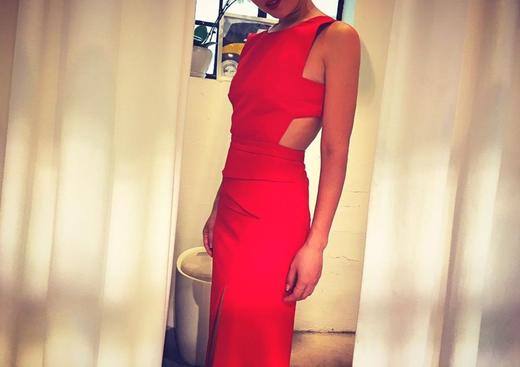 Atelier Miss Lu/ Abigail - 红色露侧腰开衩长礼服裙 商品图3