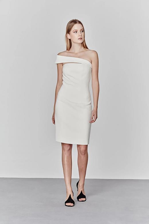 Atelier Miss Lu/ Blanche- 白色斜肩抹胸小礼服 商品图3